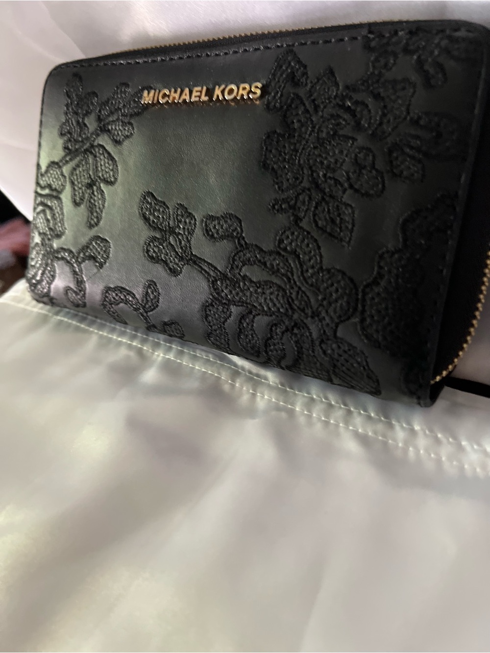 Michael Kors Black Floral Lace Zip-Around Wallet with Gold Logo - Picture 3 of 11
